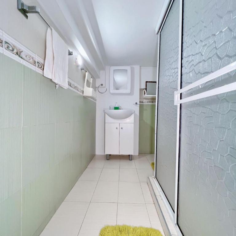 Charming three-bedroom apartment located in the historic walled city center of Cartagena - Three-Bedroom Apartment - 31