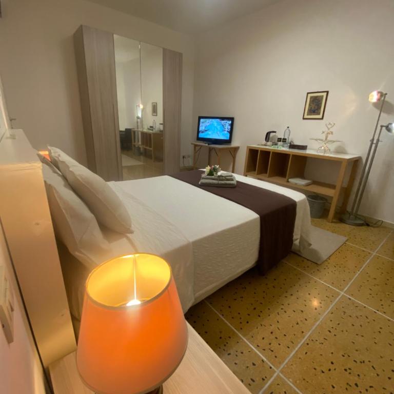 Casa Gobetti-Bologna Centrale - Camera Matrimoniale con Bagno Privato - 5