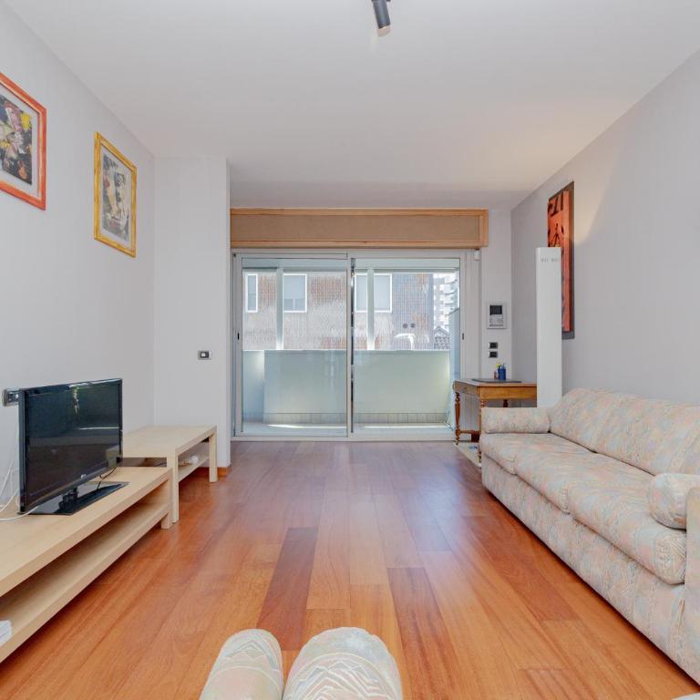 Spacious 180 Luxury Milan Apartment with 3 Bedrooms, 3 Baths & Jacuzzi Bocconi Campus - Appartamento con 3 Camere da Letto - 30