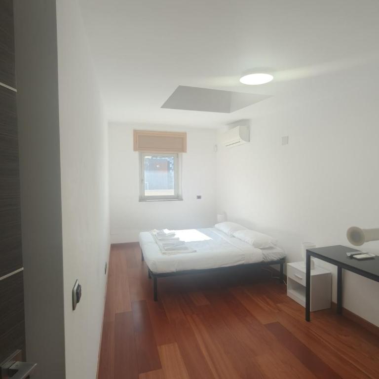 Spacious 180 Luxury Milan Apartment with 3 Bedrooms, 3 Baths & Jacuzzi Bocconi Campus - Appartamento con 3 Camere da Letto - 36