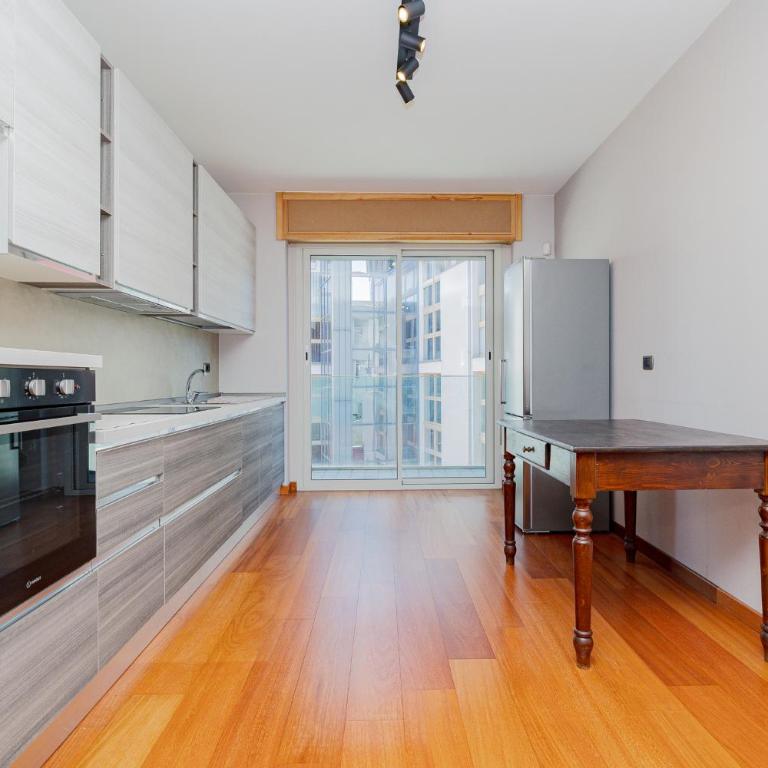 Spacious 180 Luxury Milan Apartment with 3 Bedrooms, 3 Baths & Jacuzzi Bocconi Campus - Appartamento con 3 Camere da Letto - 74