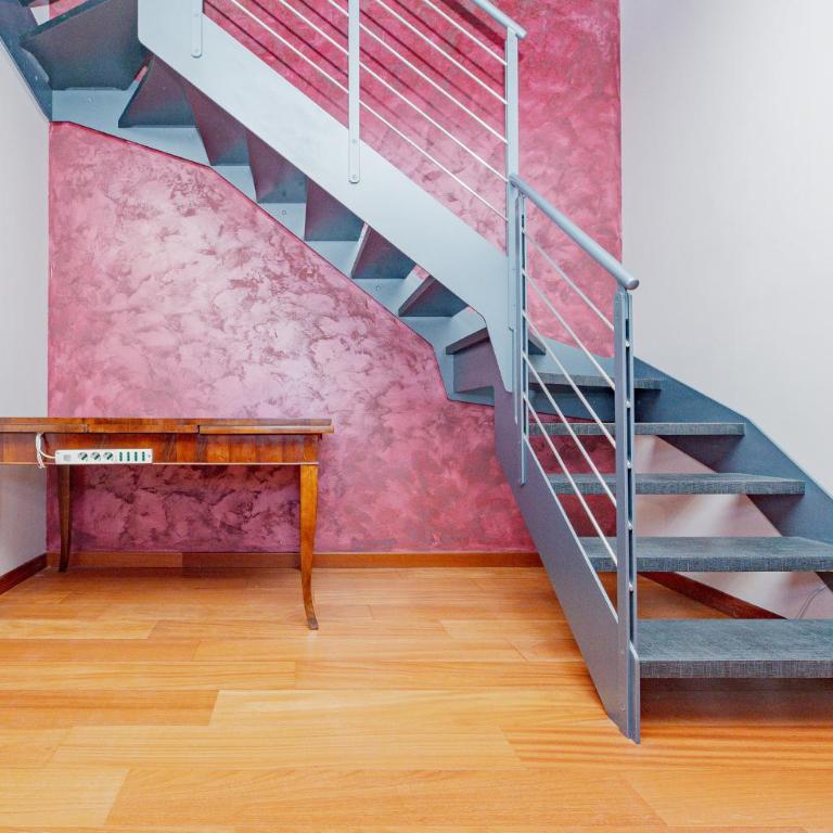 Spacious 180 Luxury Milan Apartment with 3 Bedrooms, 3 Baths & Jacuzzi Bocconi Campus - Appartamento con 3 Camere da Letto - 78