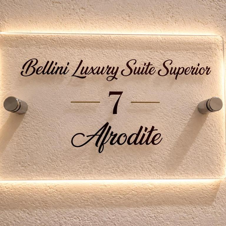 BELLINI JACUZZI SUITE Catania - Camera Queen con Balcone - 3