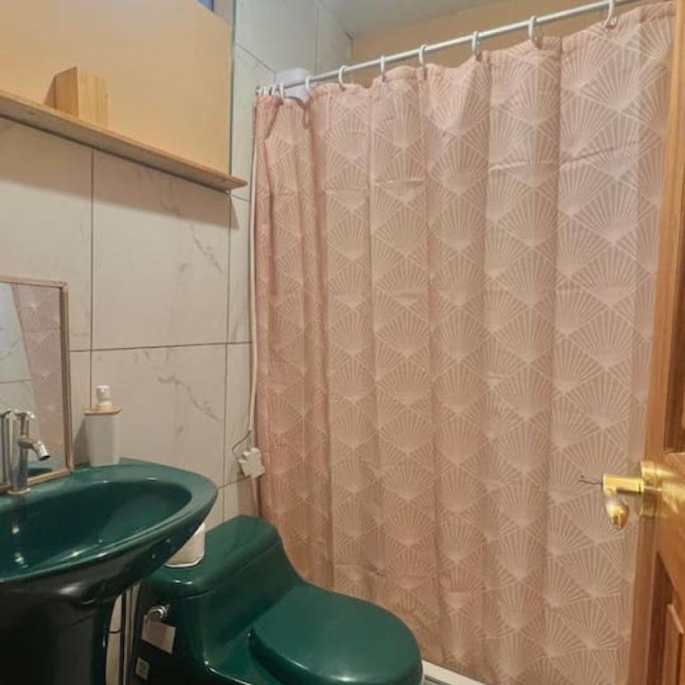 Central Pisac 2 Bedroom Flat with view rooftop and home gym - Apartment - 16