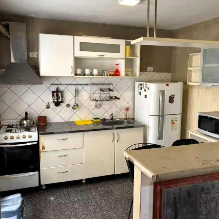 Excelente departamento en el centro de Martinez - Apartamento de 2 dormitorios - 9