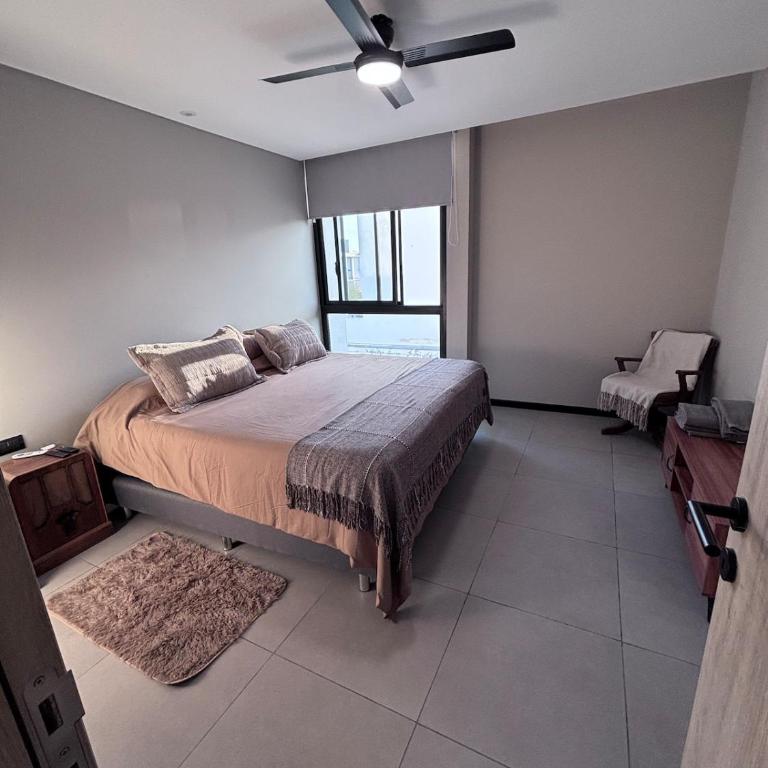 Hermoso Dúplex Premium Lejos del Ruido Cerca de todo - Con Pileta y Cochera Privada - Two-Bedroom House - 7