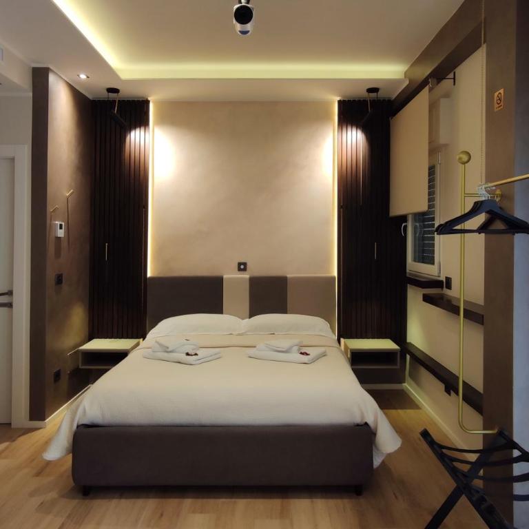MoMa - Design Smart Rooms - Bari Central Station - Two-Bedroom Apartment - 1