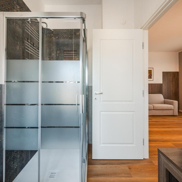 Uva d'Oro Rooms - 300 m from Duomo, Parking Pass - Habitación Cuádruple con baño privado - 17