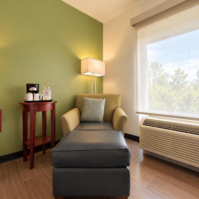 Holiday Inn Express Guadalajara Aeropuerto by IHG - Habitación Estándar - Cama extragrande - 6