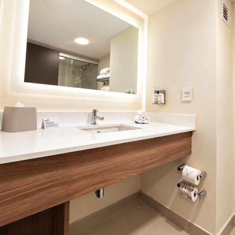 Holiday Inn Express Guadalajara Aeropuerto by IHG - Habitación Deluxe con 2 camas grandes - No fumadores - 9