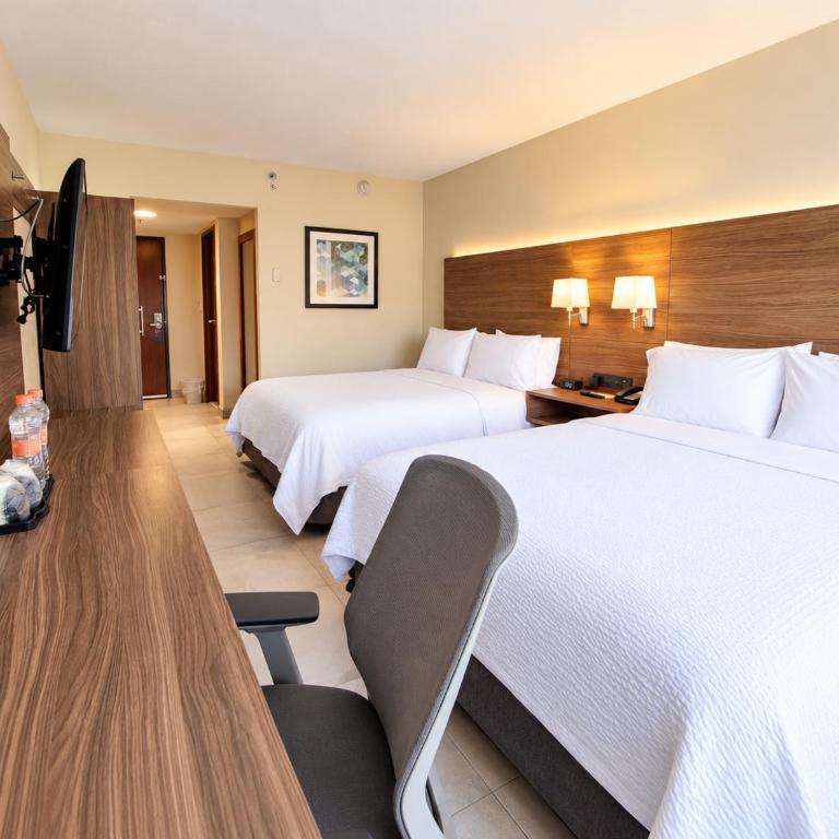 Holiday Inn Express Guadalajara Aeropuerto by IHG - Habitación Deluxe con 2 camas grandes - No fumadores - 1