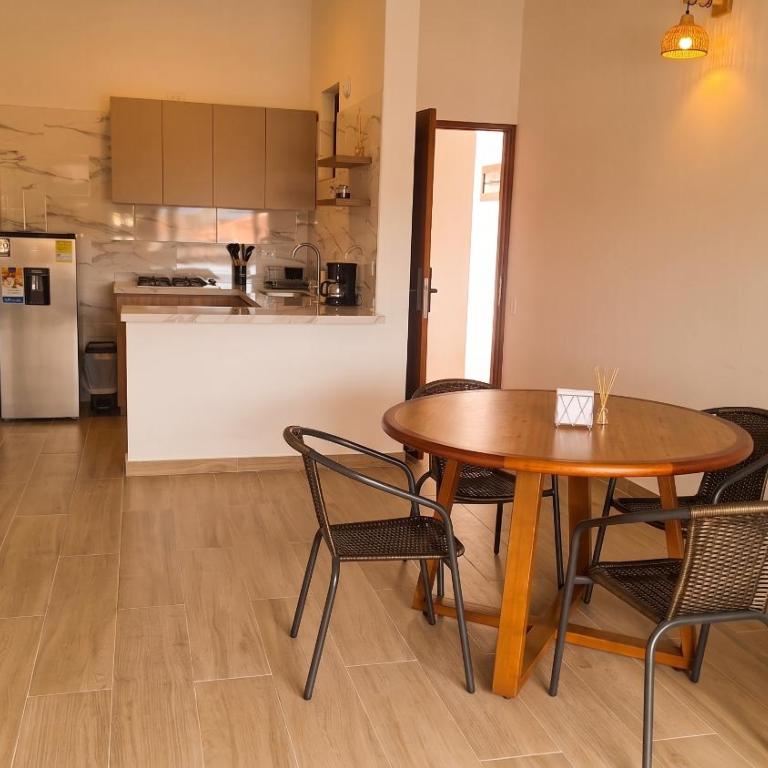 Hotel Balcones de los Olivos - Two-Bedroom Deluxe Apartment with Balcony - 2