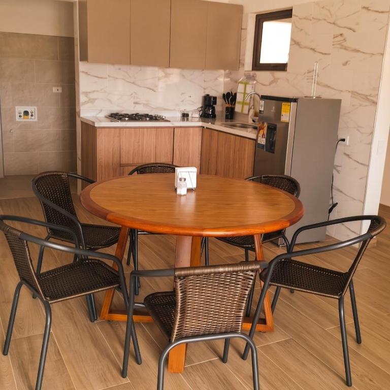 Hotel Balcones de los Olivos - Two-Bedroom Deluxe Apartment with Balcony - 7