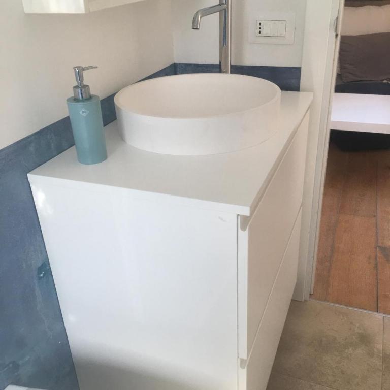 Noah Suite & Apartments - King Room with Sea View - 33