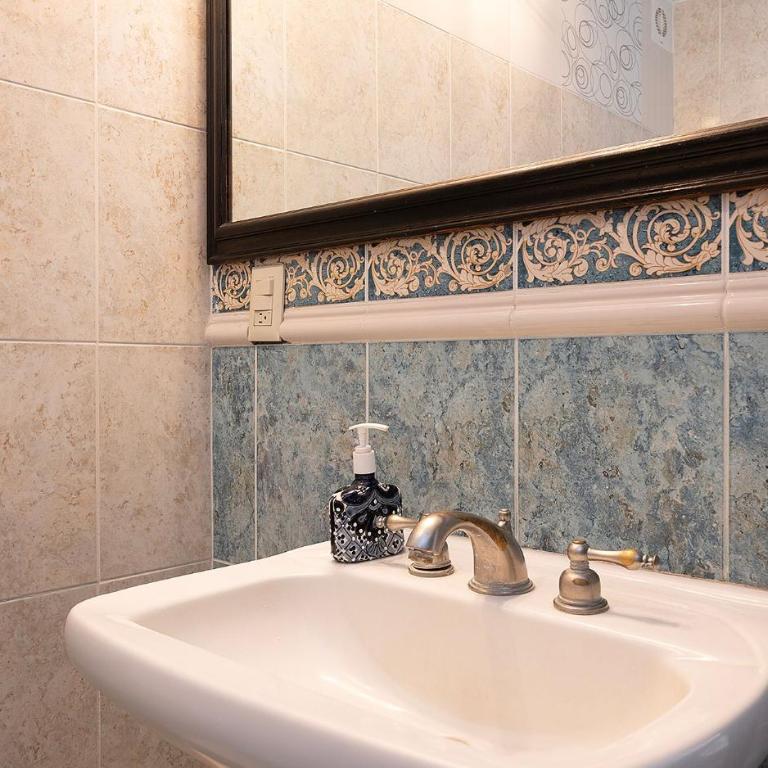 La Joya Azul - Guesthouse for Men - Apartamento de 2 dormitorios con terraza - 12