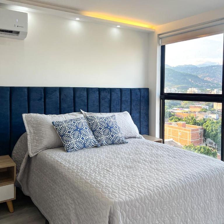 Apartamento de lujo con excelente vista, sur de Cali - Two-Bedroom Apartment - 4