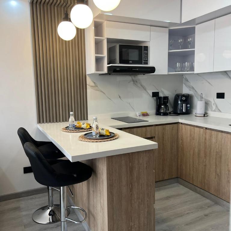 Apartamento de lujo con excelente vista, sur de Cali - Two-Bedroom Apartment - 13
