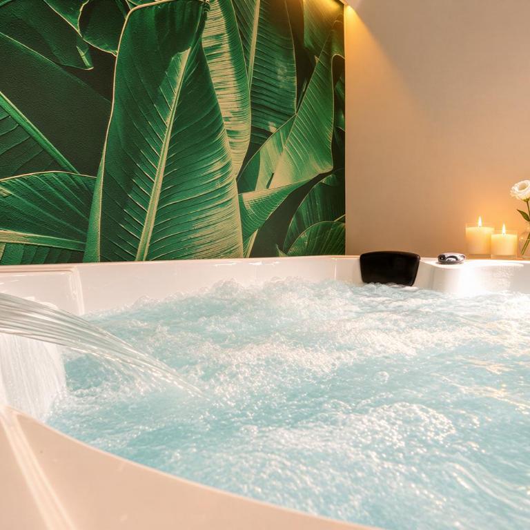 VillaNoa Luxury Stay - Deluxe Suite with Spa Bath - 3