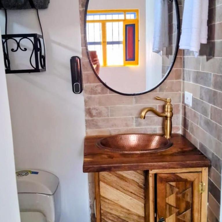 La Chapolera with Hot Tub and Free Private Parking - Three-Bedroom Apartment - 17
