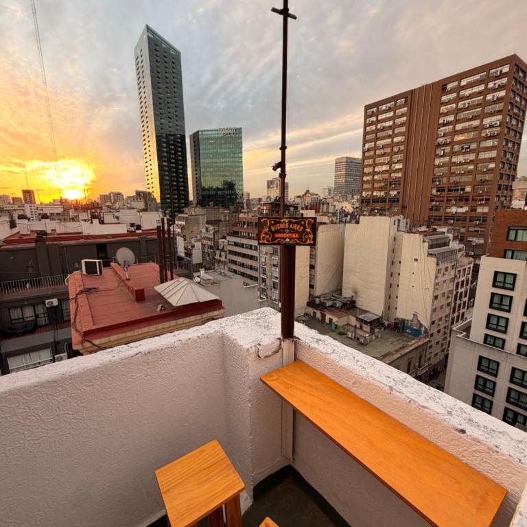 Departamento Piso 11 Terracita privada y Vistas!! 700 m Obelisco, 100 m Florida - Apartamento de 1 dormitorio - 32