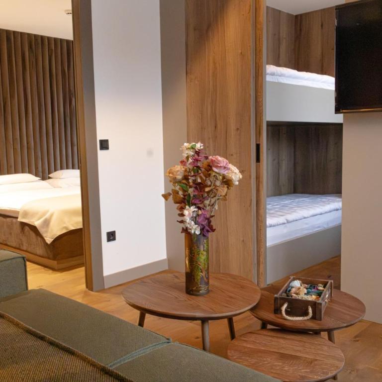 Apart-hotel Pahulja Apartment 202 - One-Bedroom Apartment - 4
