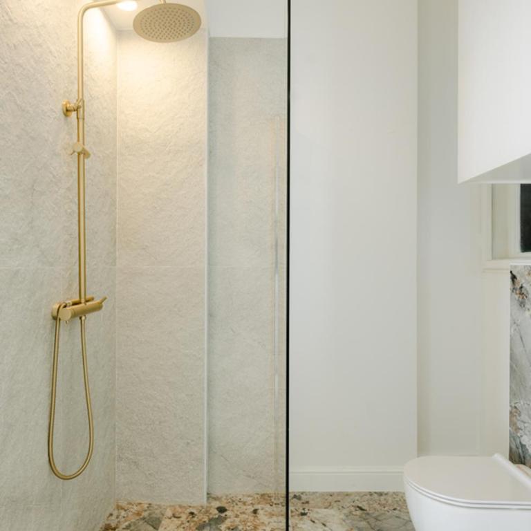 Belgrade 2a Београд 2а - Two-Bedroom Apartment with View - 22