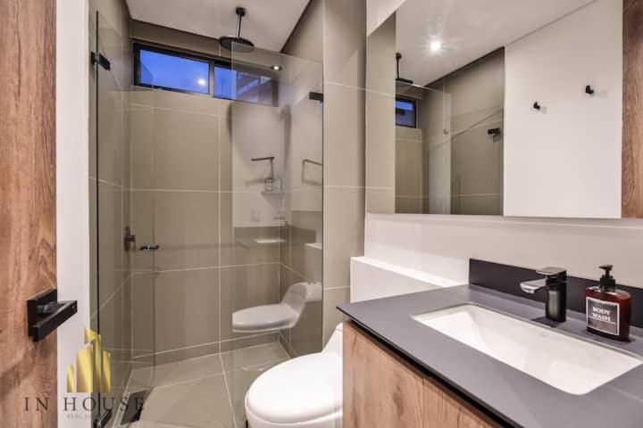 Loft de diseño, con vistas a la ciudad en el Poblado - Apartamento de 3 dormitorios - 23