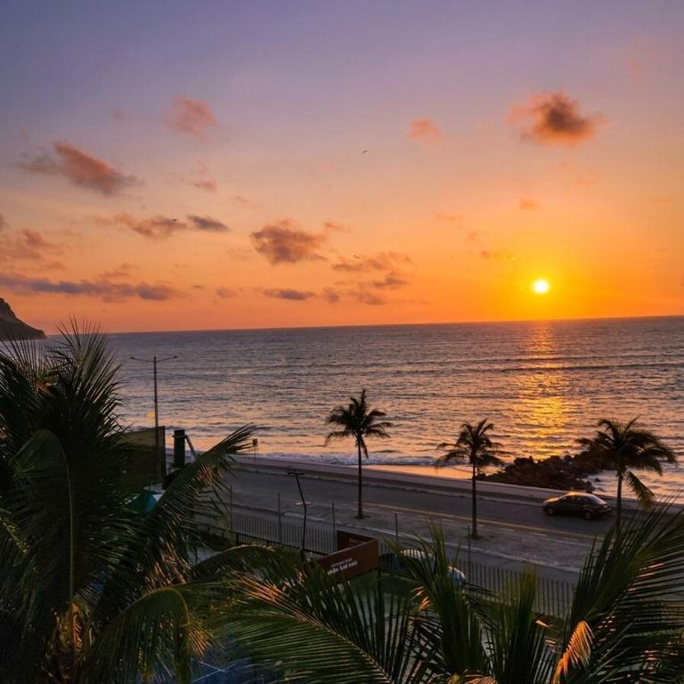 Bahia Sunset Suite - Two-Bedroom Apartment - 8