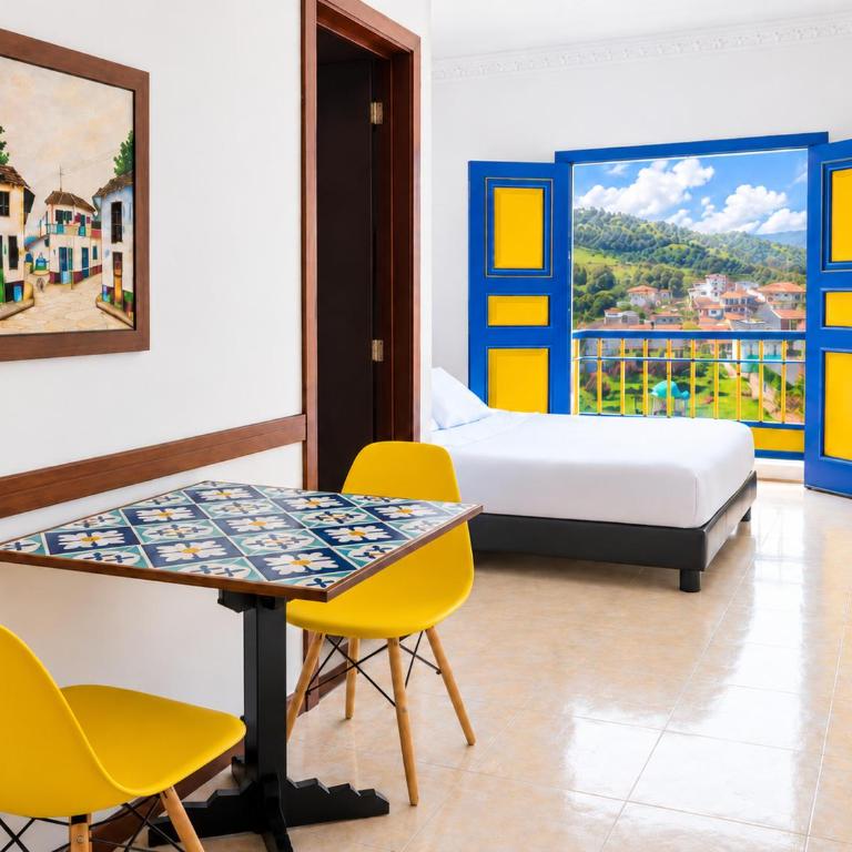 Hospedaje Camino Real - Habitación Doble con vistas a la montaña - 3