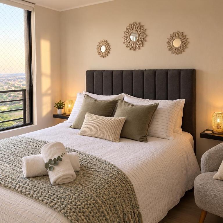 Full equipado, a pasos de clínica, mall, metro, WiFi, estacionamiento - Two-Bedroom Apartment - 2