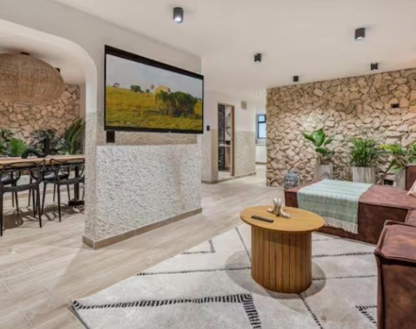 Duplex de 5 habitaciones con jacuzzi Poblado, Medellin - Apartamento - 26