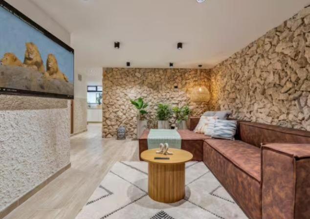 Duplex de 5 habitaciones con jacuzzi Poblado, Medellin - Apartamento - 28