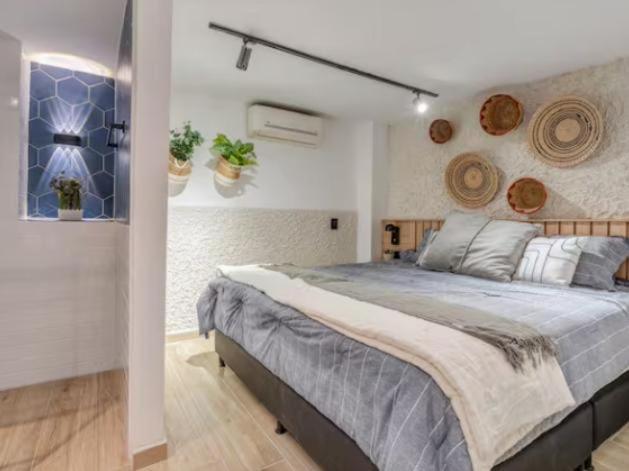 Duplex de 5 habitaciones con jacuzzi Poblado, Medellin - Apartamento - 29
