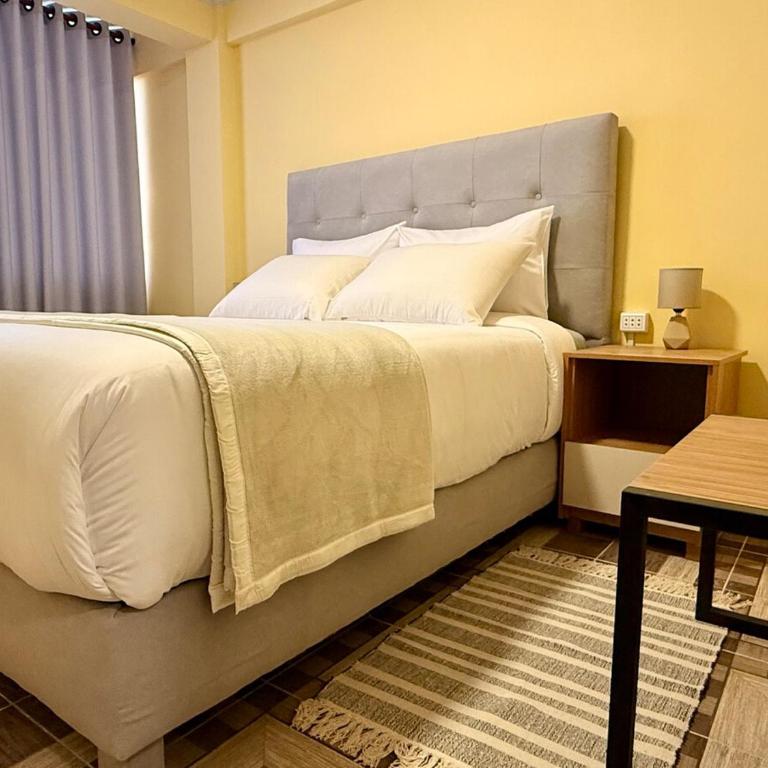 Centrally located with 2 queen bedrooms cozy and comfortable - Apartment - 14