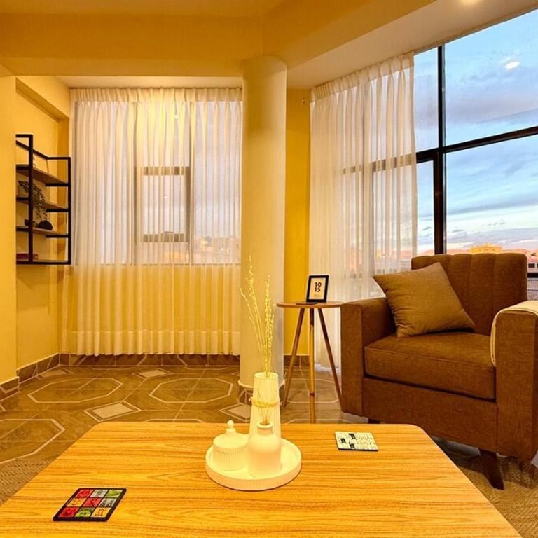 Centrally located with 2 queen bedrooms cozy and comfortable - Apartment - 20