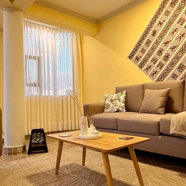 Centrally located with 2 queen bedrooms cozy and comfortable - Apartment - 28
