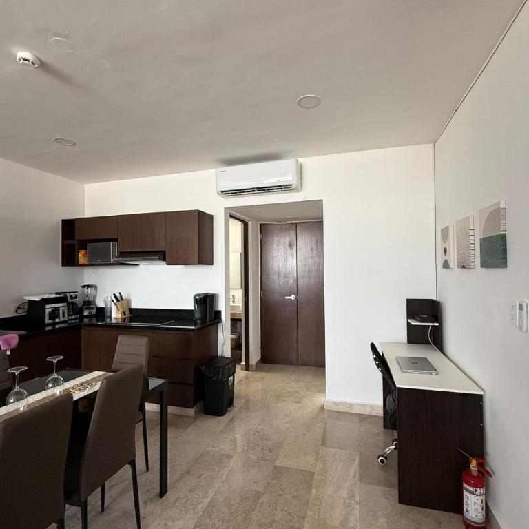 Sunset Balcony Apartment - Two-Bedroom Apartment - 18