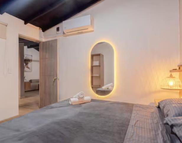 6 habitaciones con Jacuzzi, lavadora y secadora Poblado, Medellin - Apartamento - 2
