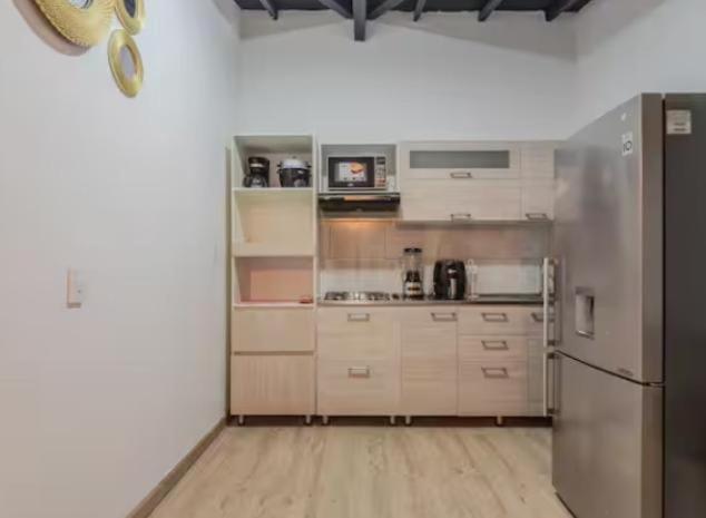 6 habitaciones con Jacuzzi, lavadora y secadora Poblado, Medellin - Apartamento - 6