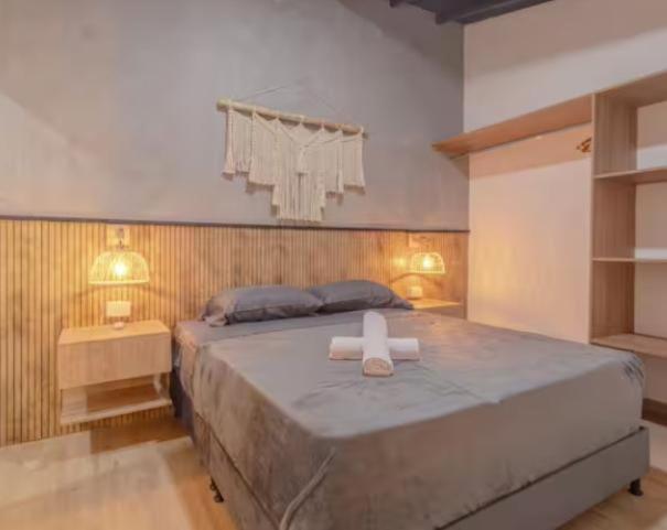 6 habitaciones con Jacuzzi, lavadora y secadora Poblado, Medellin - Apartamento - 22