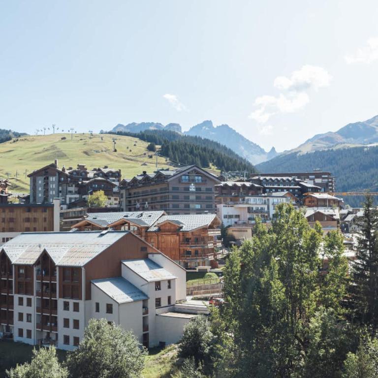 Ski-in out Duplex with Mountain Views - Appartement - 26