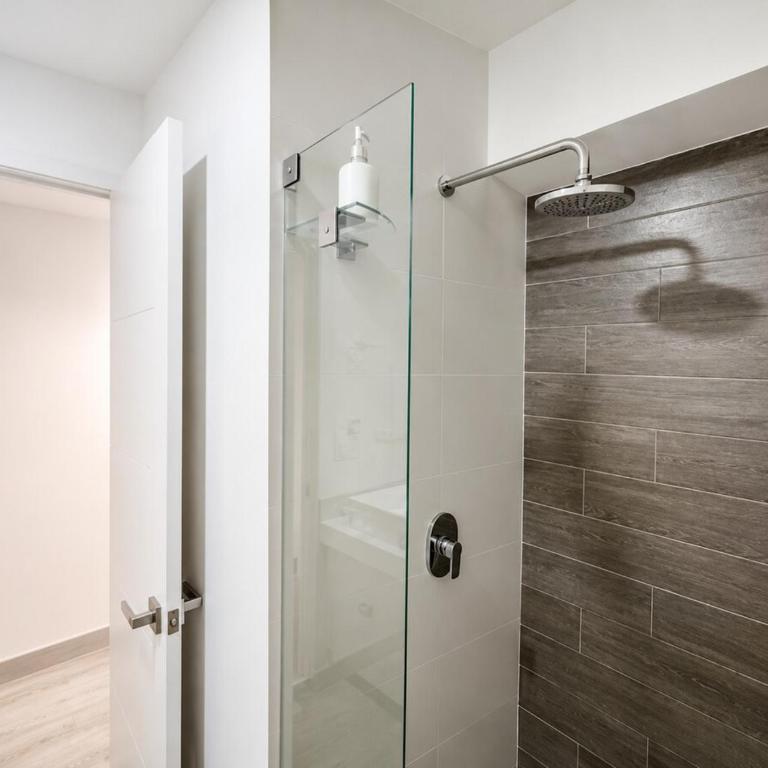 Executive Apartment - King Bed - Workspace & AC - Apartamento de 1 dormitorio - 22