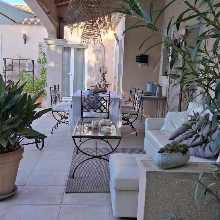 AAD maison de vacances avec piscine - Villa 3 Chambres - 65