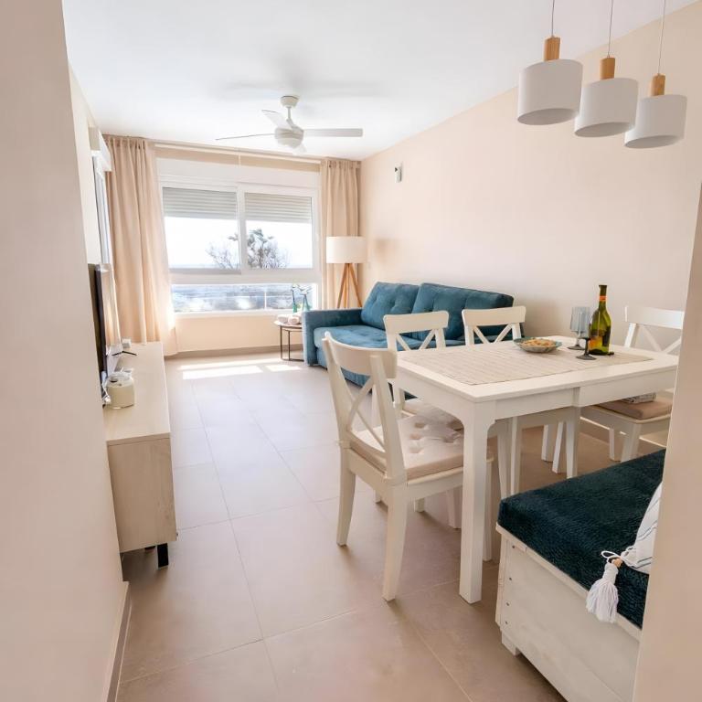 Sophia Sea View Apartment La Manga - Two-Bedroom Deluxe Apartment with Ocean View - 8