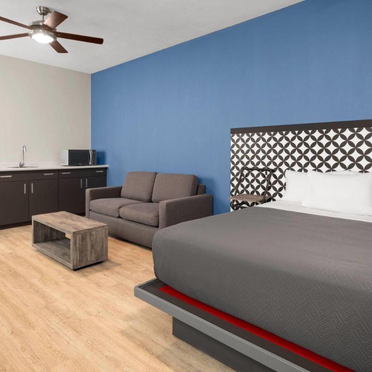 Hotel MX forum buenavista CDMX, Trademark by Wyndham - Suite Doble con sofá cama - No fumadores - Cama grande - 3
