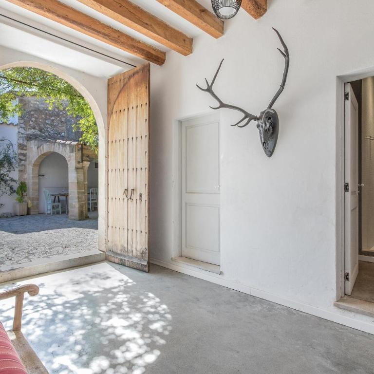 Cozy Home In Pollença With Private Swimming Pool, Can Be Inside Or Outside - Casa de 4 dormitorios - 11