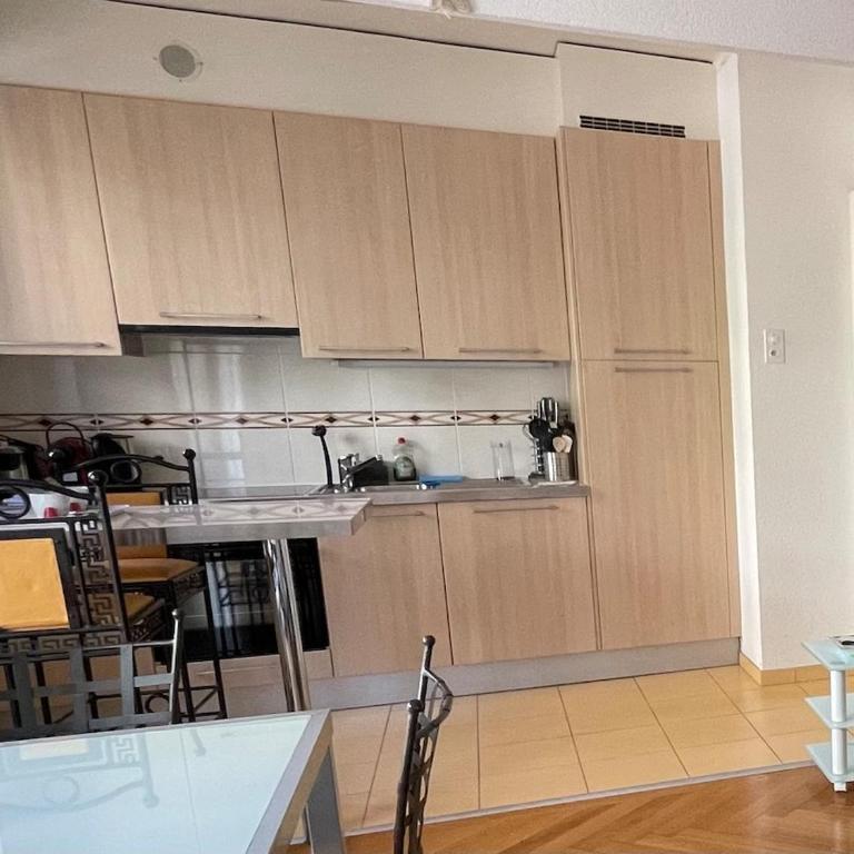 Apartment with balcony-6 minutes from the railway - Appartement 1 Chambre - 6