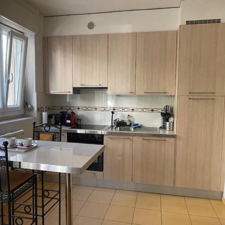 Apartment with balcony-6 minutes from the railway - Appartement 1 Chambre - 8