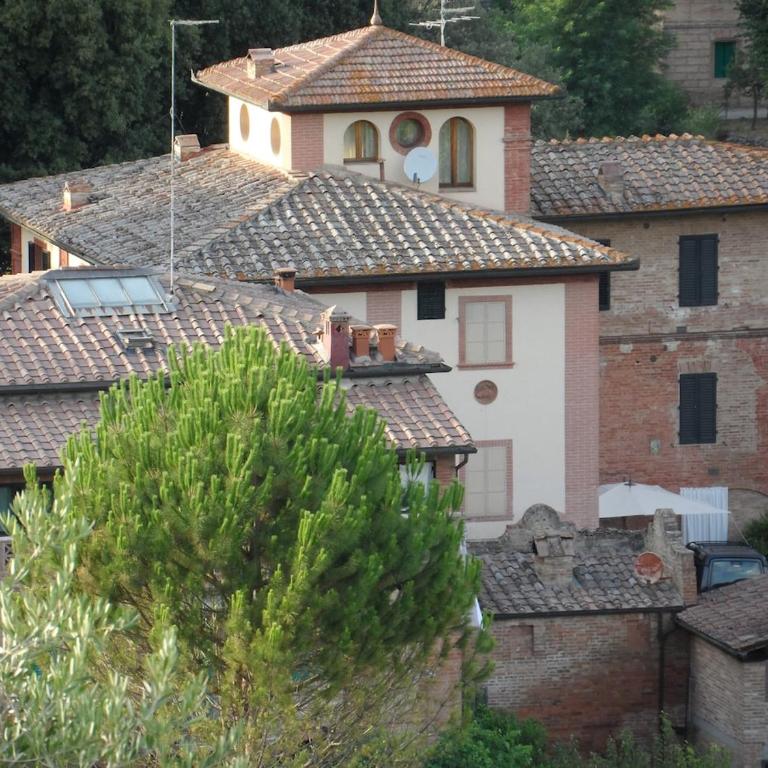 Casa Monastero a Villa Caprera - Casa con 6 Camere da Letto - 73