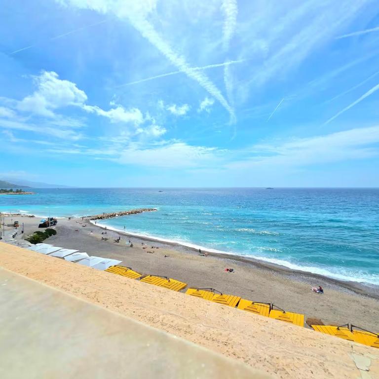 Maison Mirella - Vista mare e aria condizionata a Menton - Appartement 1 Chambre - 3